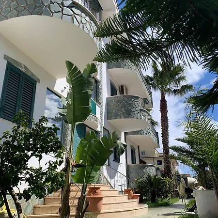 Don Michele Apartment Gizzeria